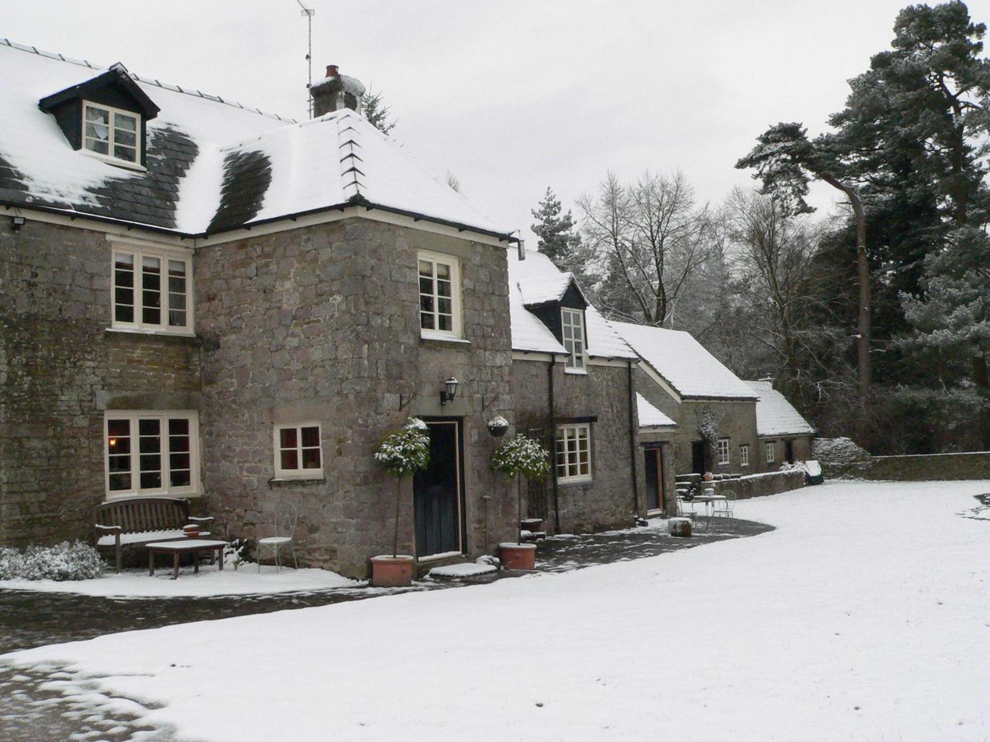 Danby Lodge Lydney Extérieur photo