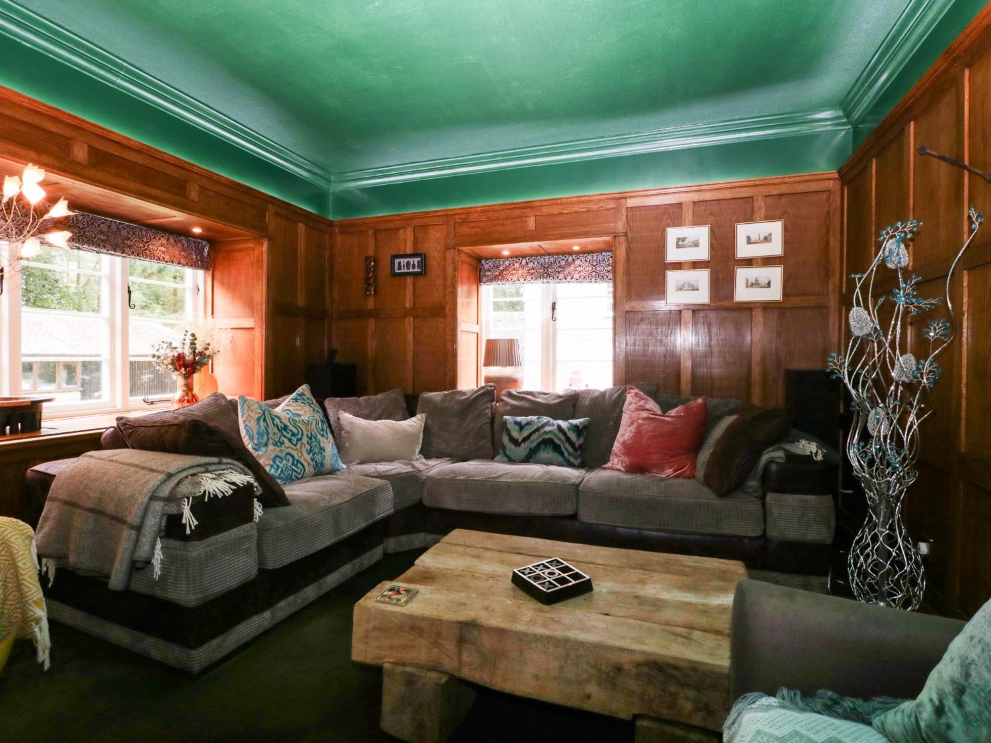 Danby Lodge Lydney Extérieur photo