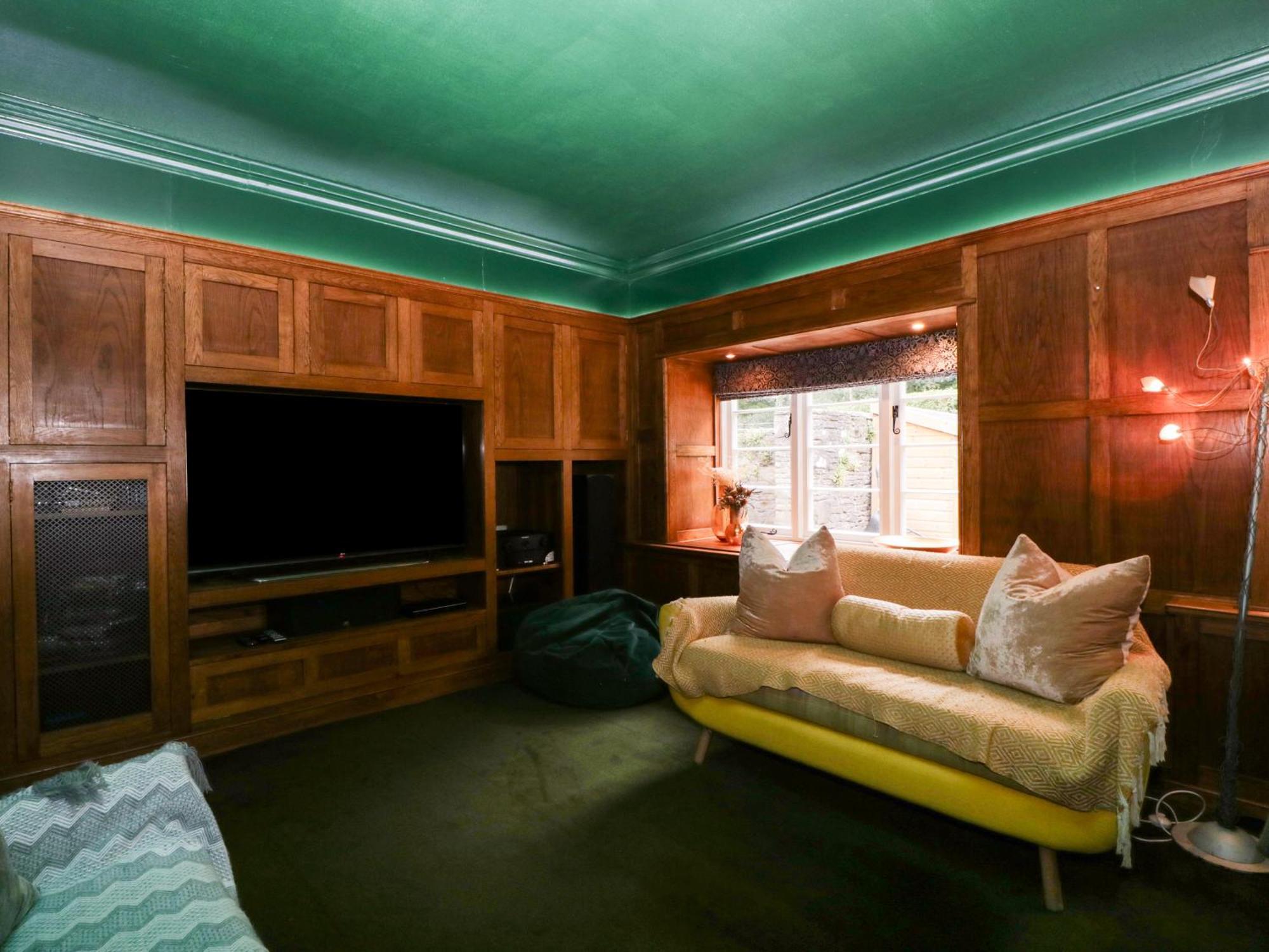 Danby Lodge Lydney Extérieur photo