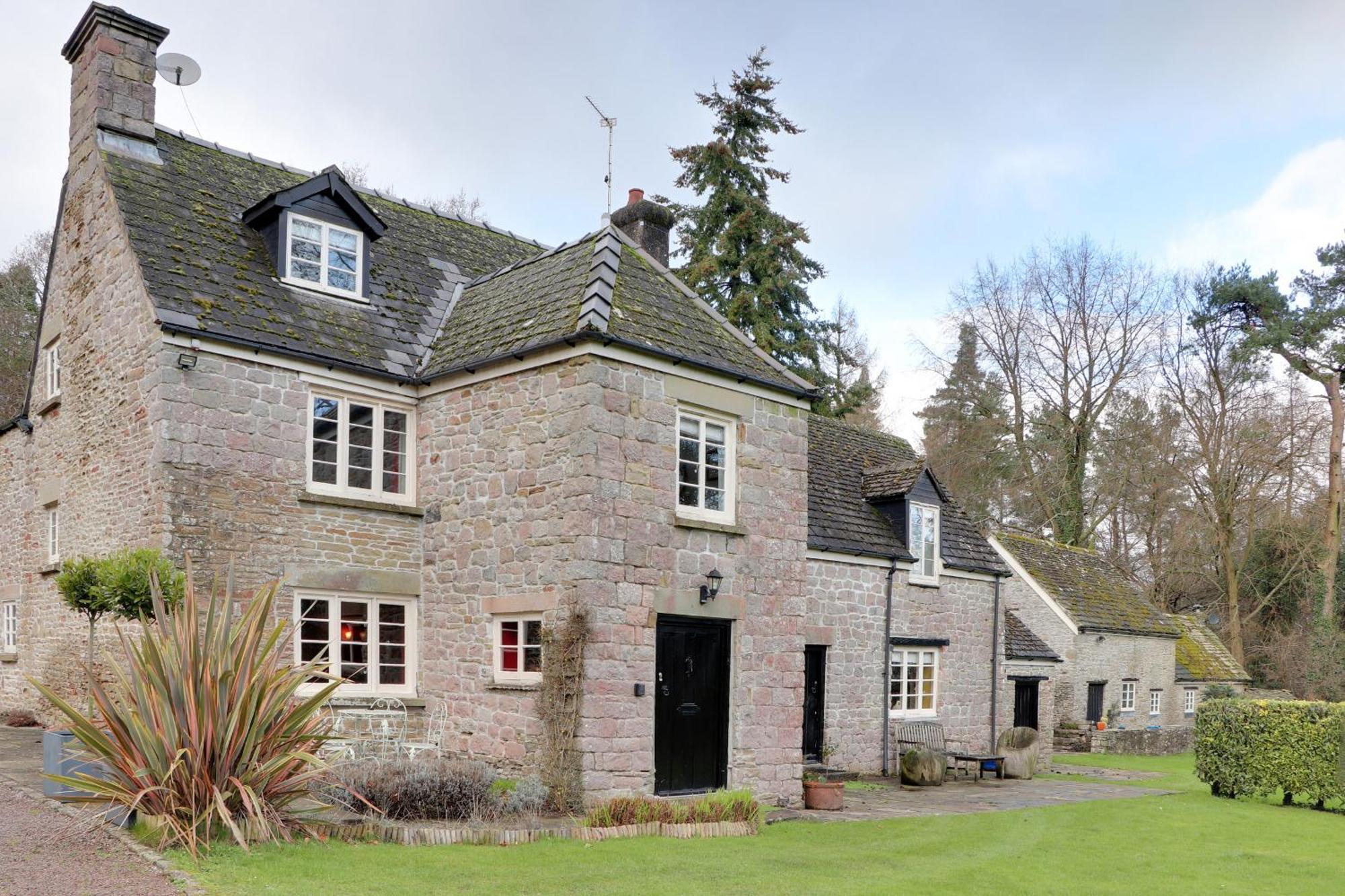 Danby Lodge Lydney Extérieur photo
